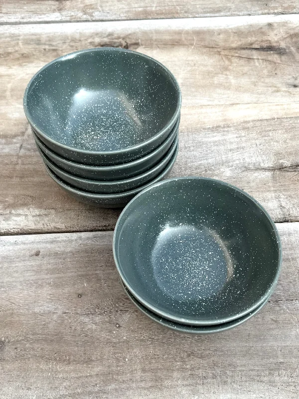 Matte dark grey with white speckle noodle/pasta/salad bowl set. Six bowls set.