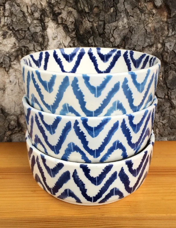 Chevron Ikat set of 3 8” diameter Hampton bowls